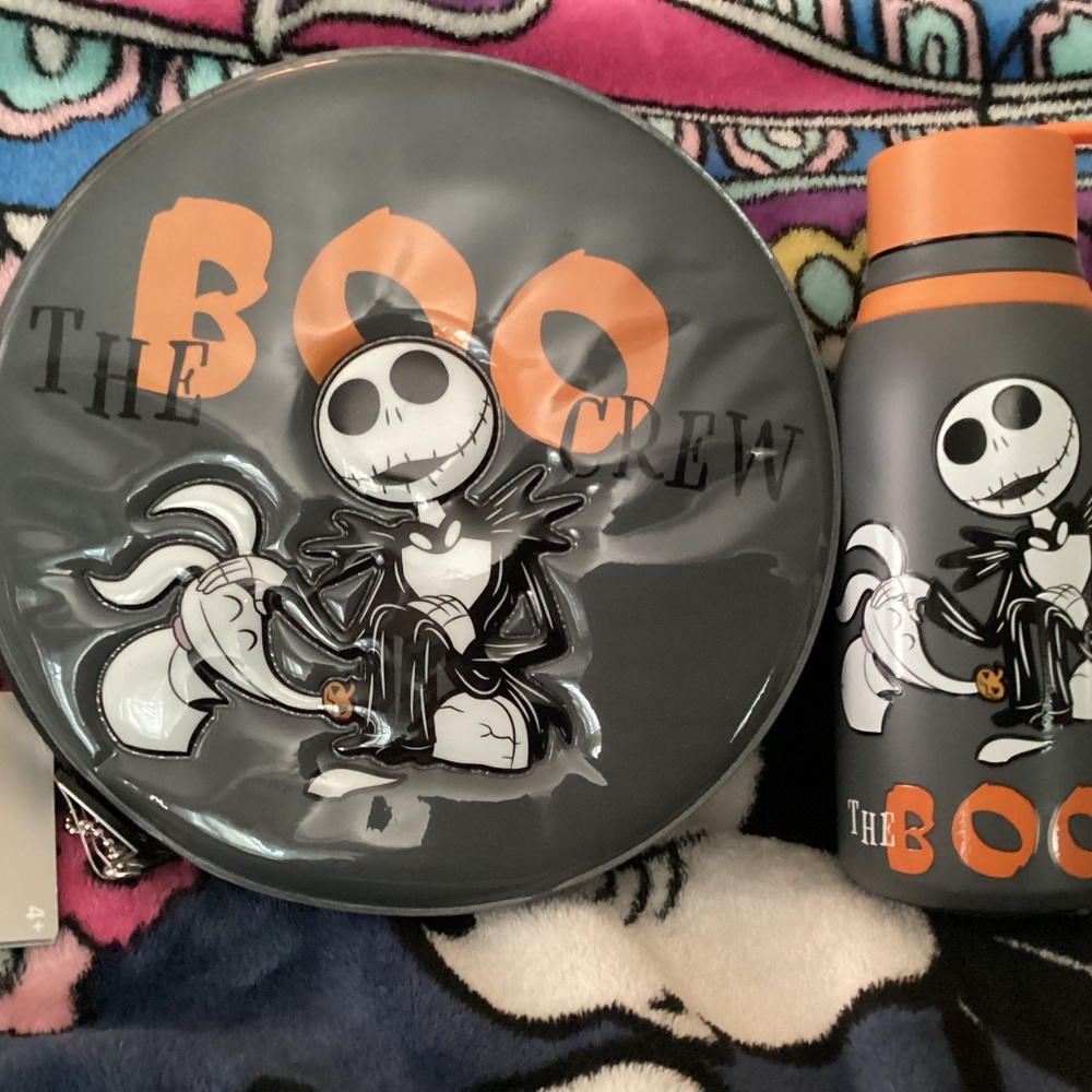NWT Nightmare before Christmas stationary kit & small tumbler